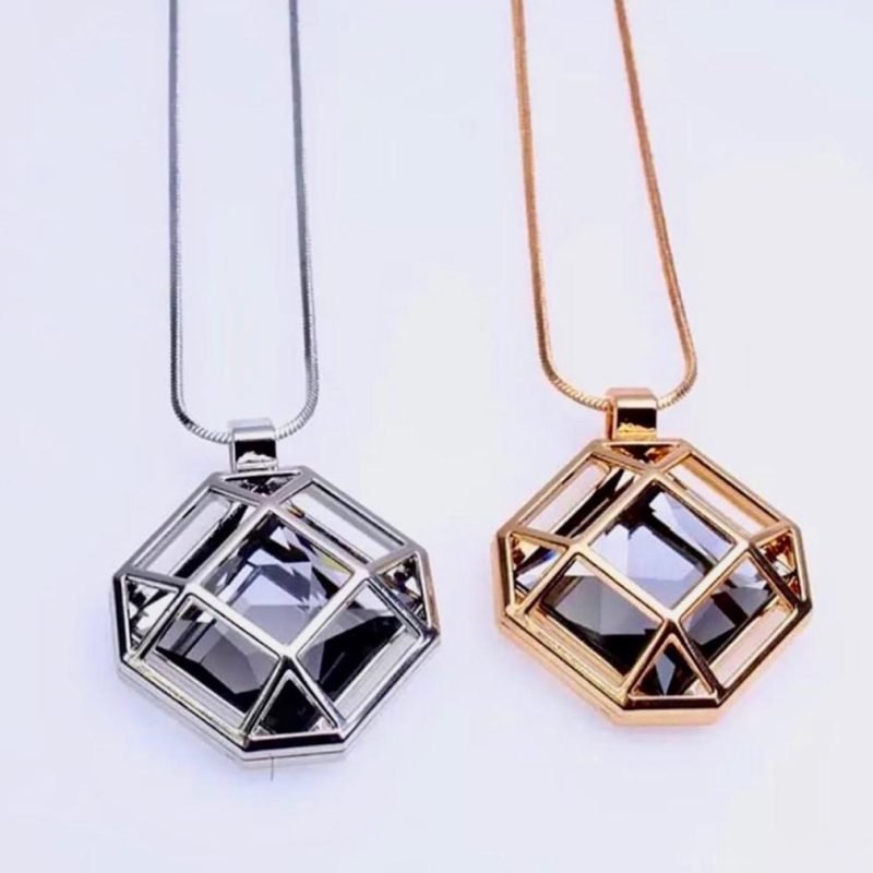 Collar estilo Camafeo de cristal