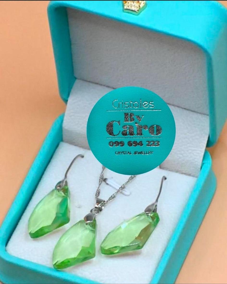 Conjunto de Cristal Caravanas + Collar