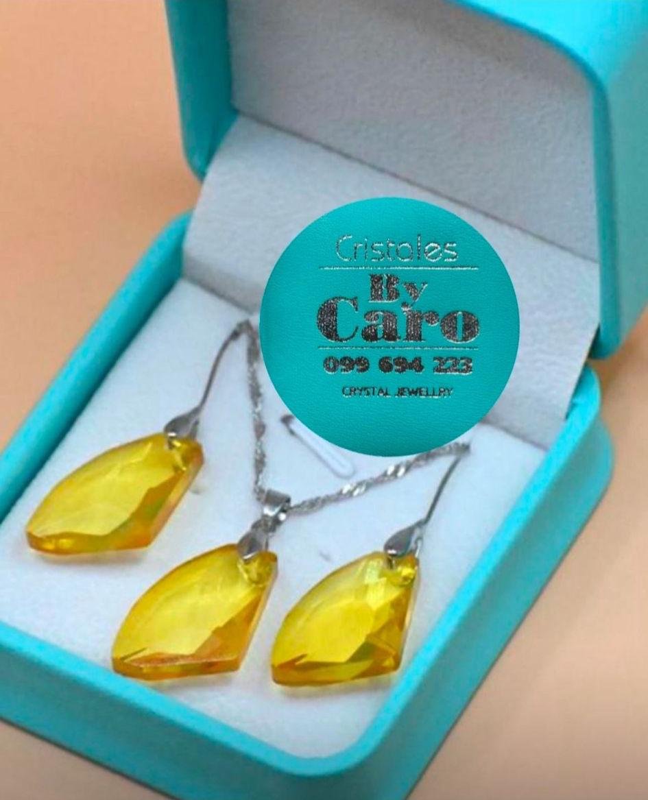 Conjunto de Cristal Caravanas + Collar