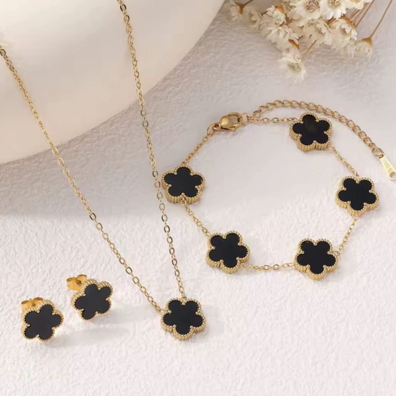 Conjunto Trebol (Caravanas + Pulsera + Collar)